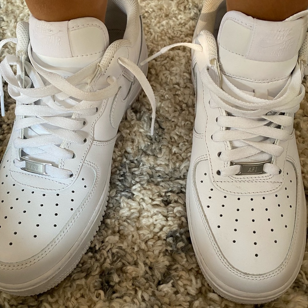 AF1 - Picture 6 of 9